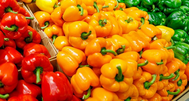 Peppers will help protect you from the 'super flu'... but which color you eat matters