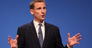 Philp: Police have 'systemic problem' confronting Muslim extremism