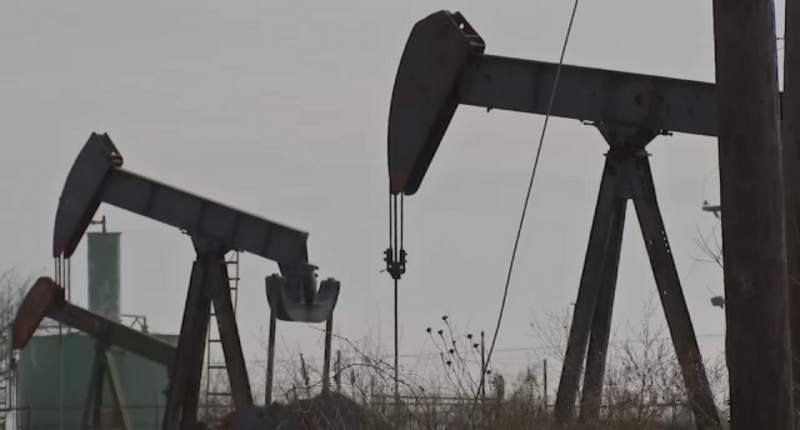 President Trump meeting with oil executives to discuss future plans for Venezuela