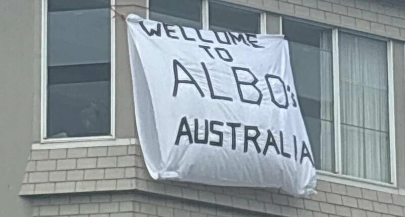 Provocative four-word sign appears at Bondi as Aussies blast Anthony Albanese: 'Shame on you'