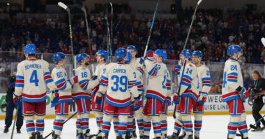 Rangers beat Panthers 5-1 in first outdoor hockey game in Miami, Mika Zibanejad has hat trick