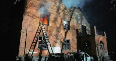 Russia attacks Ukraine with drones and missiles, killing 3 in Kyiv