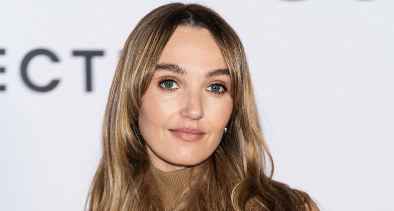 SNL's Chloe Fineman reveals her 'botched' cosmetic treatments