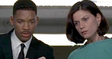 Sad disappearance of '90s icon as Daily Mail reveals store card debt