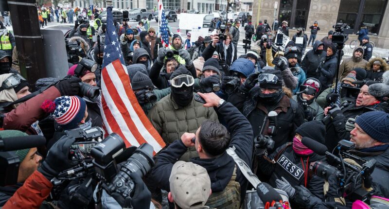 Seattle mayor promotes anti-ICE training as thousands mobilize in NYC