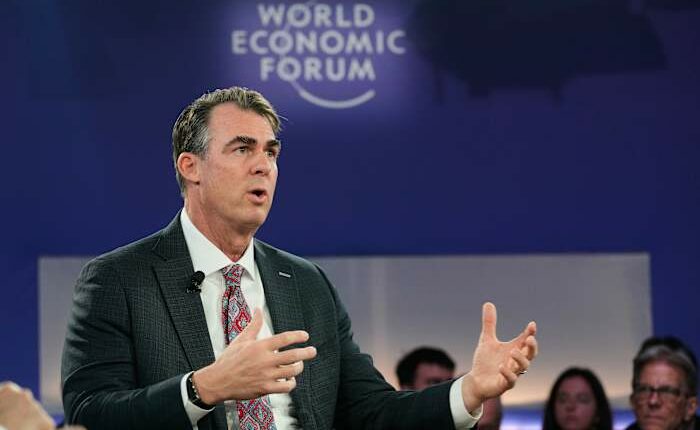 Some Republicans express concern over the tactics used in Minnesota and urge shooting investigation