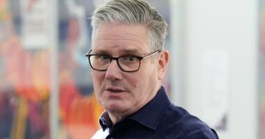 Starmer desperately sits on fence over Venezuela as he backs Greenland