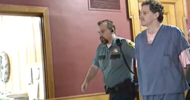 'Starry Night Murderer' allegedly terrorizing people after early prison release, parole violations