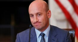 Stephen Miller makes dramatic U-turn on shooting of Alex Pretti