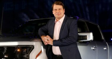 The $120,000 job that NO American wants to do, despite mass vacancies