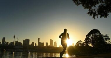 The expert advice on exercising during a heatwave