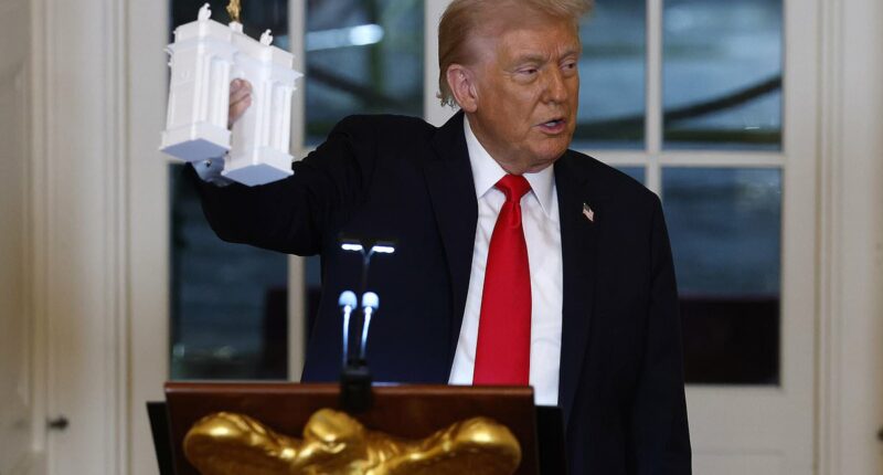 Trump's Arch dimensions revealed after he picks biggest design