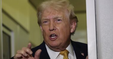 Trump's warning to Colombia as Venezuelan official vows to derail plan