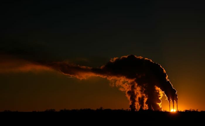 US carbon pollution rose in 2025. Experts blame cold winter, high natural gas prices, data centers