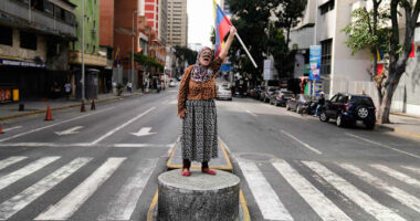 Venezuelans wonder who’s in charge as Trump claims contact with Maduro’s deputy