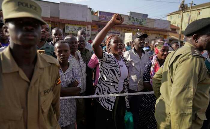 Vote counting underway in Uganda as opposition leader criticizes process