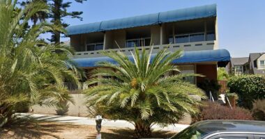 Wealthy locals outraged as 'sober living facility' moves in 50 people