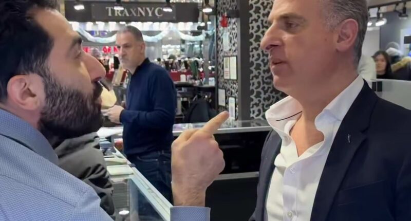 Wild moment NYC jeweler attacks 'scammer' rival