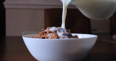 'I'm a doctor and I eat dinner for breakfast to help with weight loss'