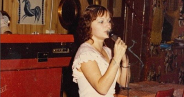 Haroula Kipouridou was working as a singer at a Greek tavern at the time of her murder.
