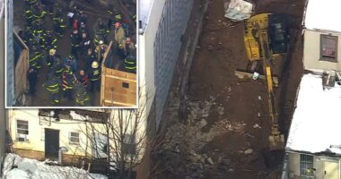 1 man dead, another critically injured after rubble collapses on pair at NYC construction site
