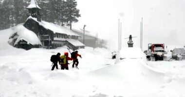 9 California skiers still missing after avalanche; 6 rescued