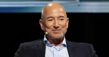 America's top 10 most generous billionaires are revealed