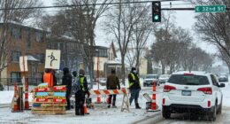Anti-ICE Minneapolis agitators set up checkpoint to track federal agents