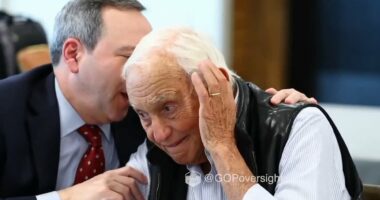 Billionaire friend of Epstein gets VERY blunt warning from his lawyer