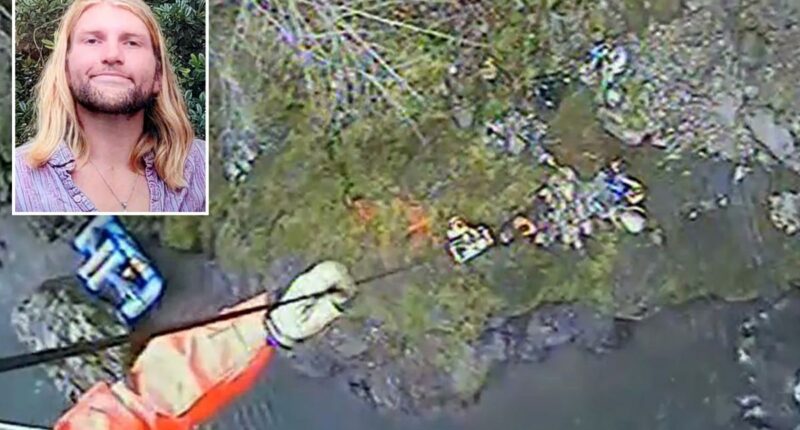 Coast guard rescues hiker five days after getting lost in Oregon wilderness