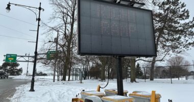 Confusing roundabout at US-Canada border where one wrong turn can result in weeks behind bars