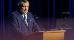 Conservative media mogul backs Cruz for 2028, snubbing JD Vance