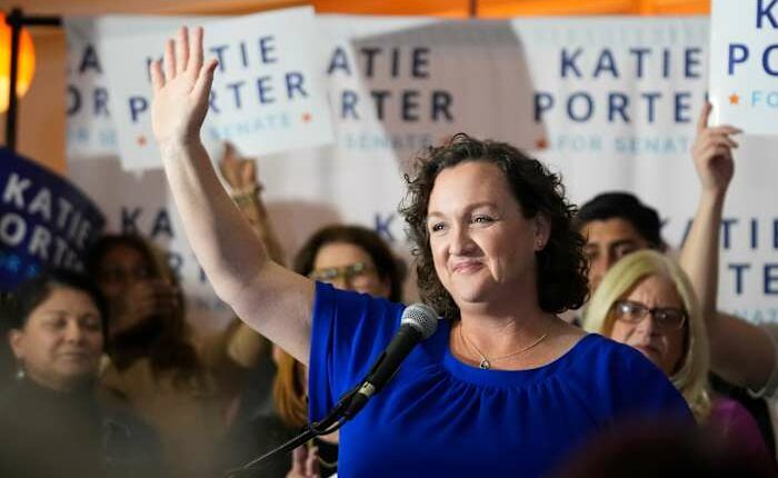 Crowded Democratic field in California governor's race might provide a rare opening for the GOP