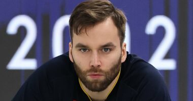Curling star slams 'guilty' Canadian amid Olympics cheating row