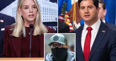 DOJ blocks California's mask ban for federal agents