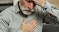 Doctor explains six 'common symptoms' that could be heart failure