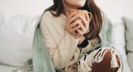 Doctor says this tea made from two spices helps 'flush' out common cold