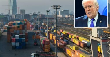 EU lawmakers again postpone vote on US trade deal after Trump's 15% global tariff