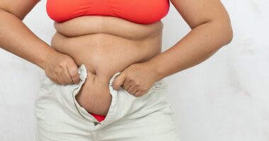 Experts discover alarming effect just ONE glass of wine has on body