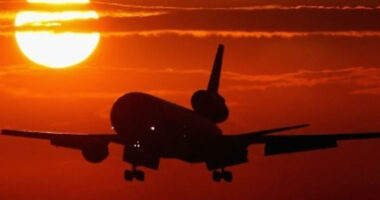 FAA closes airspace around El Paso, Texas, for 10 days, grounding all flights