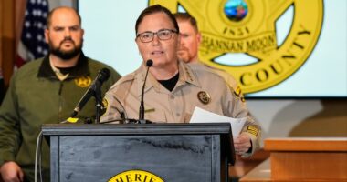 Final moments of 'supermom' skiers struck by Calif. avalanche revealed in 911 call