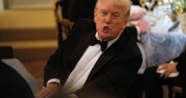 Gunman shot and killed at Trump's Florida residence