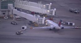 Houston Police: Passenger tried to breach cockpit door on Delta flight to Atlanta