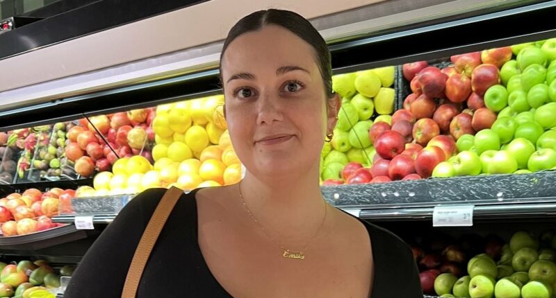 I was a plus-size influencer who told my followers I loved being 21st, but secretly I was in pain and needed a walking stick before losing 12st