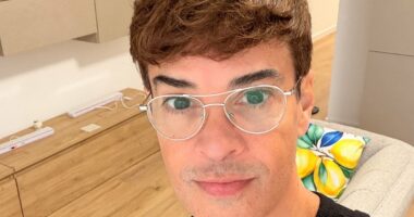 I'm 58 but everyone says I look like I'm in my 20s. I haven't had any plastic surgery... my secret for ageing backwards is so much simpler and anyone can do it