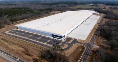 ICE ramps up deportation push with 92,600 new beds in $38.3B expansion