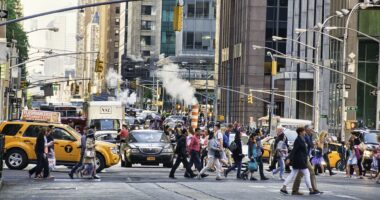 Invisible danger experienced by 150 million Americans could cause dementia... Daily Mail map reveals if YOU are at risk