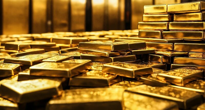 JPMorgan predicts gold to hit new high despite biggest drop since 1983