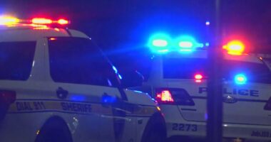 Jacksonville gunfight leaves 2 seriously injured; JSO says as deputies ask for the public's help