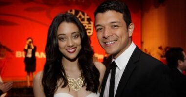 Celebrity Net Worth logo